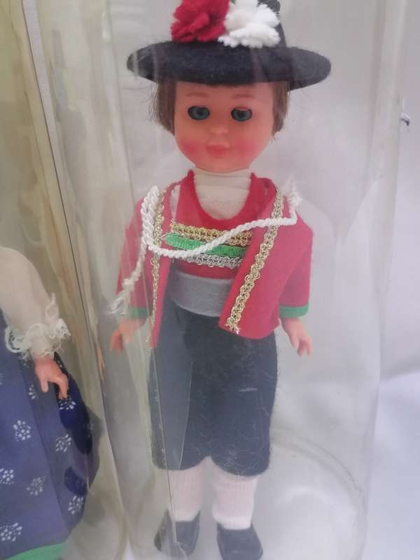 VINTAGE - AUSTRIAN (INNSBRUCK) HANDCRAFTED MINIATURE DOLLS -VERY GOOD CONDITION - PLEASE READ BELOW.