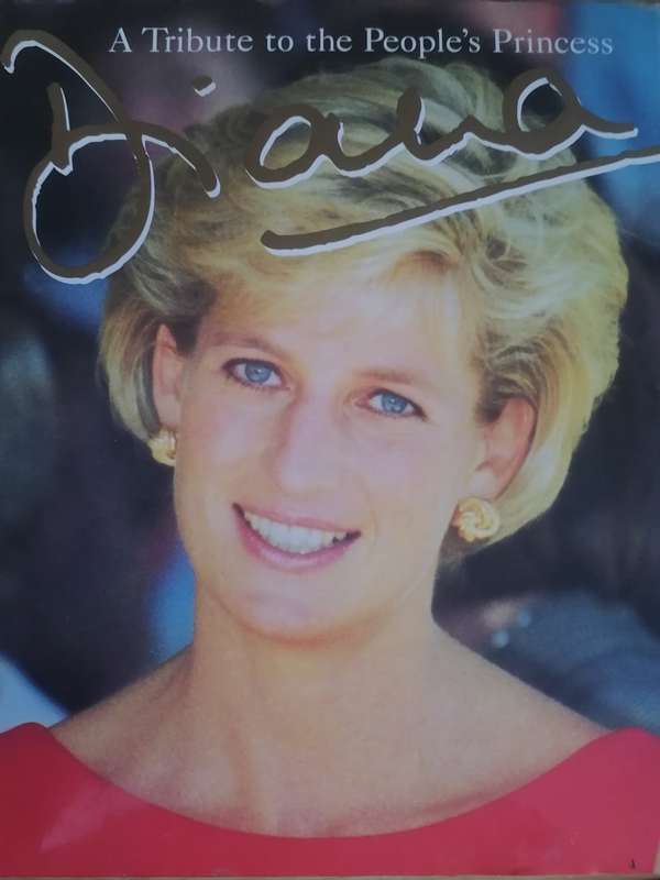 GREAT COLLECTION OF 5x PRINCESS DIANA OF WALES BOOKS - VERY GOOD CONDITION - SEE BELOW.