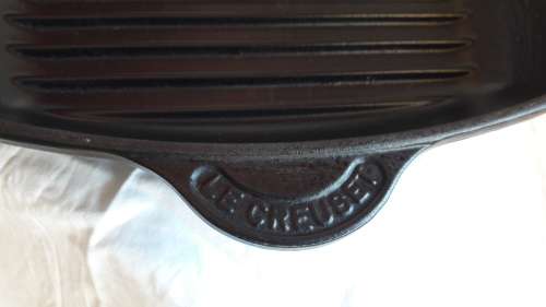 Le Creuset Cast Iron Skillet (26cm)