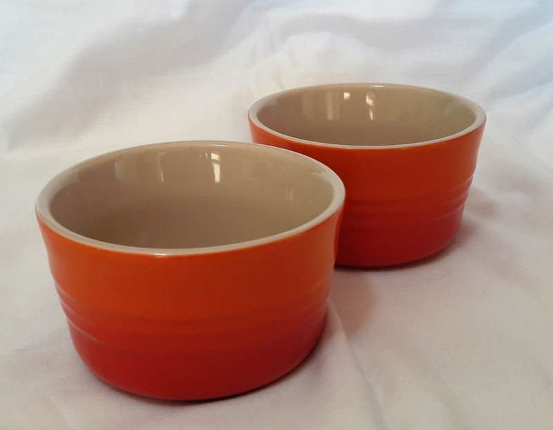 Le Creuset Large Stoneware Ramekins, Set of 2