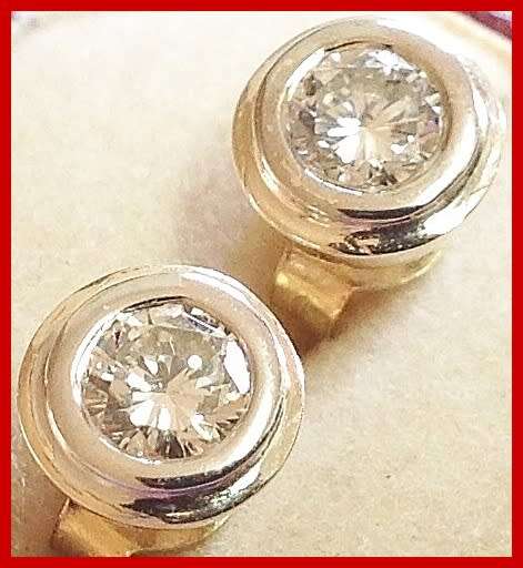 0,59 CARAT ROUND BRILLIANT SOLITAIRE GENUINE NATURAL DIAMOND STUD EARRINGS IN SOLID 9CT GOLD!