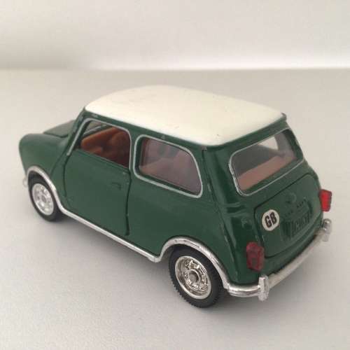 Fully Opening 1980s Tomy Tomica Dandy Morris Mini Cooper S Mark 1 scale 1/43