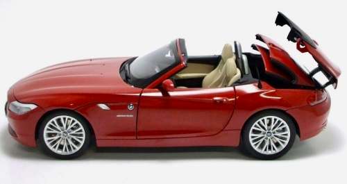 New Kyosho 1/18 BMW Z4 Convertible Diecast Model Car Folding Roof!