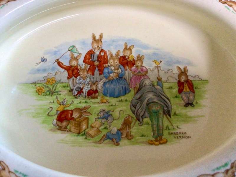 Signed Royal Doulton Bunnykins Family Photograph Oval Bowl!