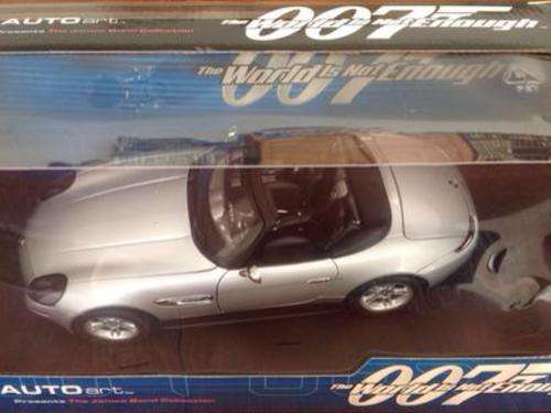 **HIDDEN WEAPONS** RARE AUTOART 1/18 JAMES BOND BMW Z8 007 Car Collection AUTO ART!