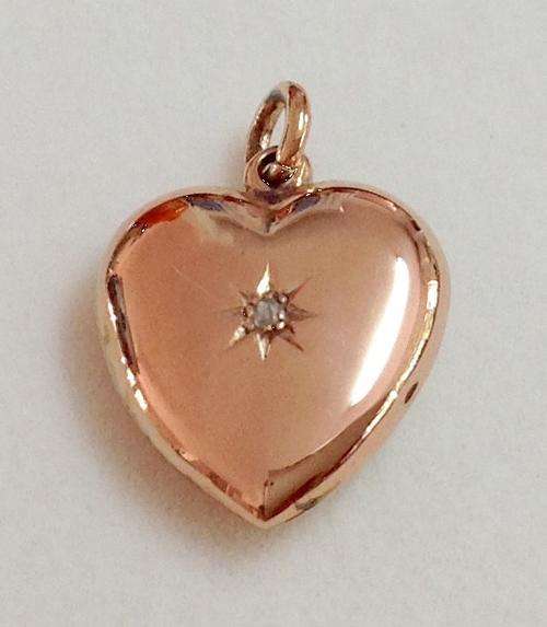 Antique Hallmarked 9ct Gold & Diamond Heart Charm / Pendant Chester 1906!