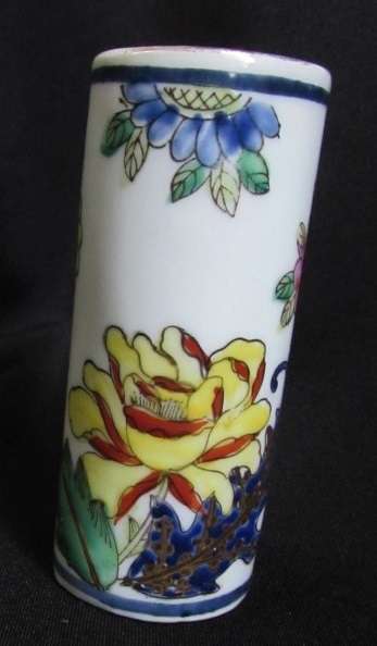 Chinese hand painted vase