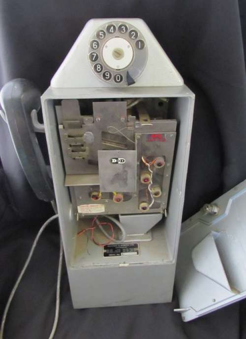Vintage d&d pay phone 1978
