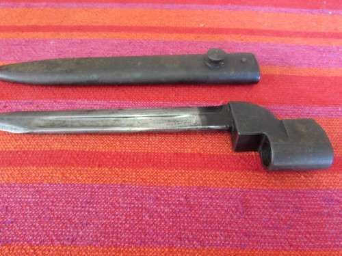 British No.9 Mk-1 Bayonet and scabbard