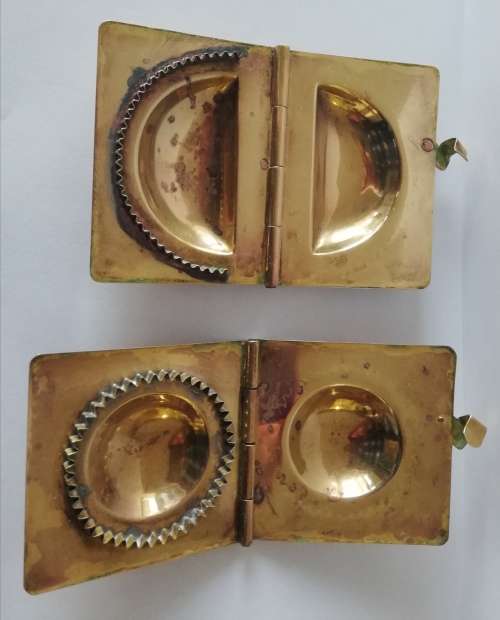 BRASS PIE MAKERS