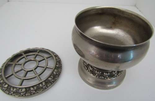 VINTAGE SILVER PLATED ROSE B0WL -Made By Vanthe Sheffield - England