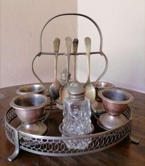 Salt and Pepper Egg Set
