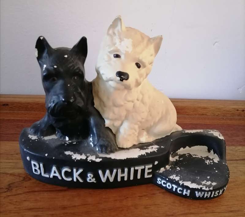Black & White Scotch Whisky Ornament