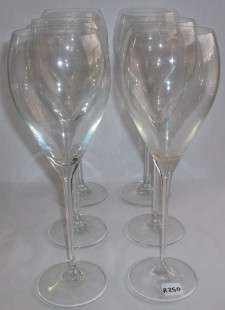 Beautiful Set of Gordon Ramsay Wine  Glasses.