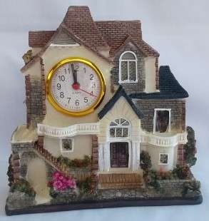 Quartz House Clock Ornament
