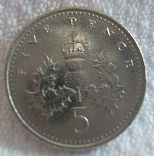 1999  5 Pence  Elizabeth II  Coin