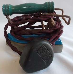 Vintage Travelling Iron