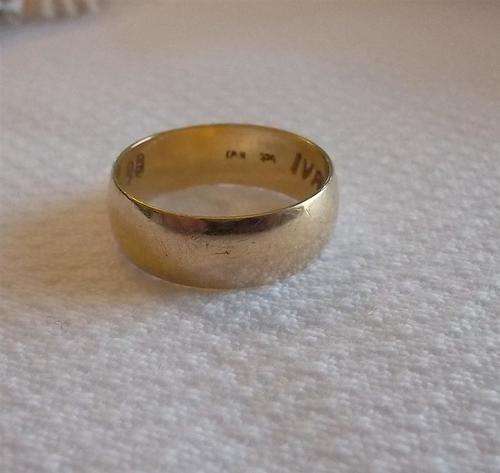 9ct Gold Wedding Band