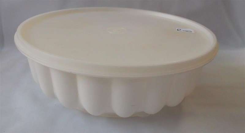 Tupperware Jelly / Dessert Mould