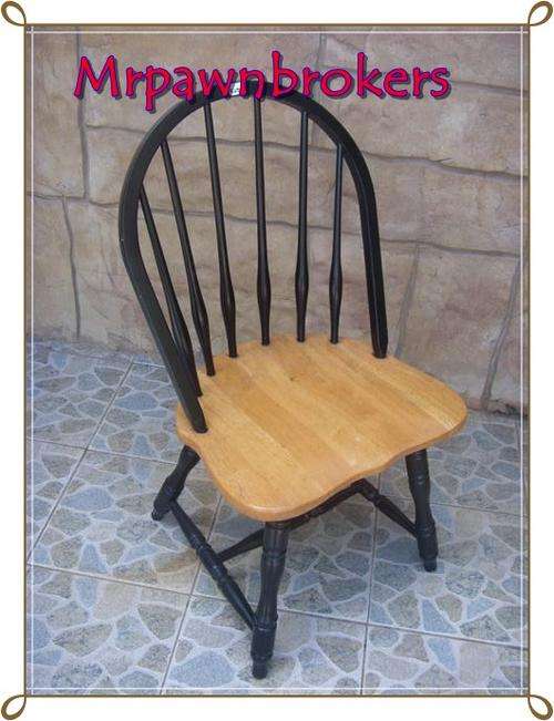Beautifull Two Tone Chair!!!