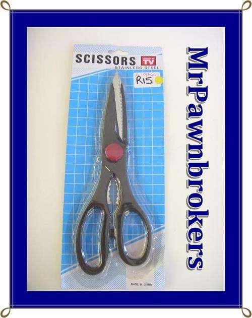 Versatile Kitchen Scissors