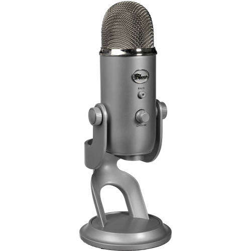 Blue Yeti USB Microphone, like new, demo, display unit