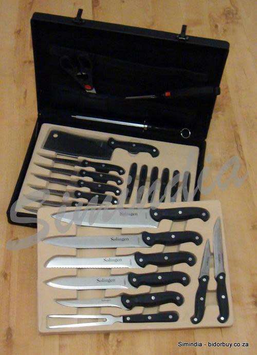 Perfect Gift Chefs Knife and Steak Fork Set 24 piece, Presented in a handsome briefcase..