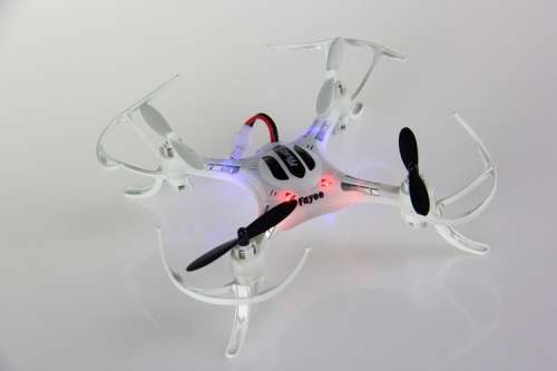 Quadcopter FY530, 6-Axis Gyro, 2.4 Ghz, Biomimetic Design,  RC Remote Control 360° LED Light