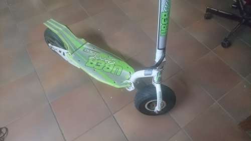 BIG UBER SCOOT S300 electric scooter, 24v 300watt motor, LARGE 9` WHEEL, DISC BRAKE,good condition,