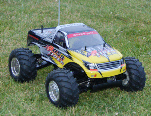 CROSS TIGER, 4WD. RC TRUCK, VERY GOOD CONDITION, E.S.C, RADIO, BAT, READY TO RUN OUT OF BOX.