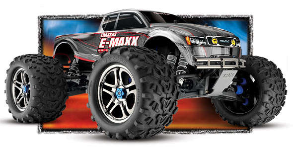 TRAXXAS E-MAXX 1\8 SCALE RC, MONSTER TRUCK, 4X4, 60A ESC, 5200 KV BRUSSLESS MOTOR, READY TO DRIVE