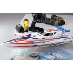 RC RADIO CONTROLLED RACING BOAT, TWIN MOTOR, WITH REMOTE, WITH RECHARGEABLE  BATTERY AND CHARGER