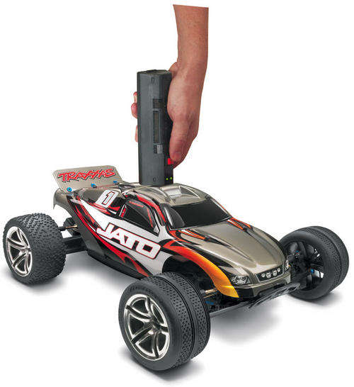 Traxxas Jato, 1\10 scale, 2wd nitro power off-road racing truck,self starter,lots of tyres&spares