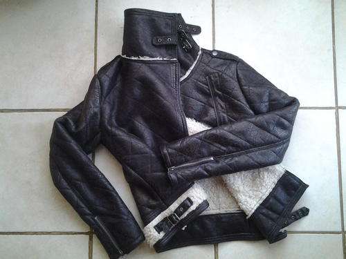 Pre owned ladies leaher jacket from Clockhouse Germany .Size large