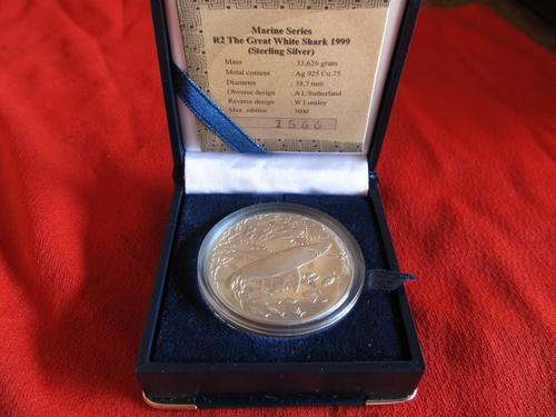 1999 THE GREAT WHITE SHARK 1oz Silver Proof R2 Crown
