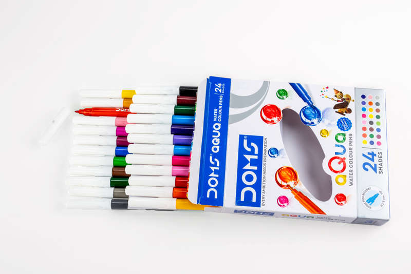 Doms Aqua 24 Shades Watercolour Sketch Pen Set