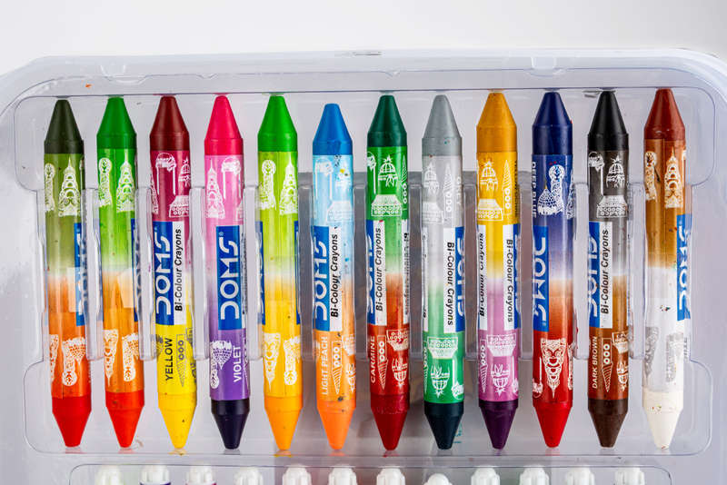 Doms Art Apps Nxt Kit With Plastic Carry Case