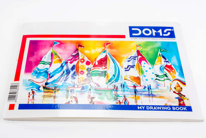 Doms Art Apps Nxt Kit With Plastic Carry Case