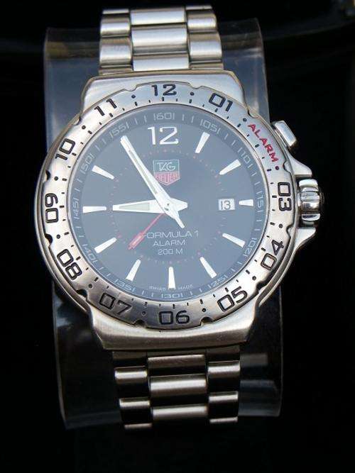 TAG HEUER FORMULA 1 ALARM 200M mint @@ NO RESERVES@@