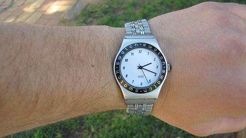 SWATCH UNISEX SPORTS WATCH MINT