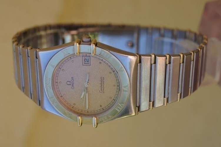 OMEGA CONSTELLATION GENTS WATCH         NO RESERVES