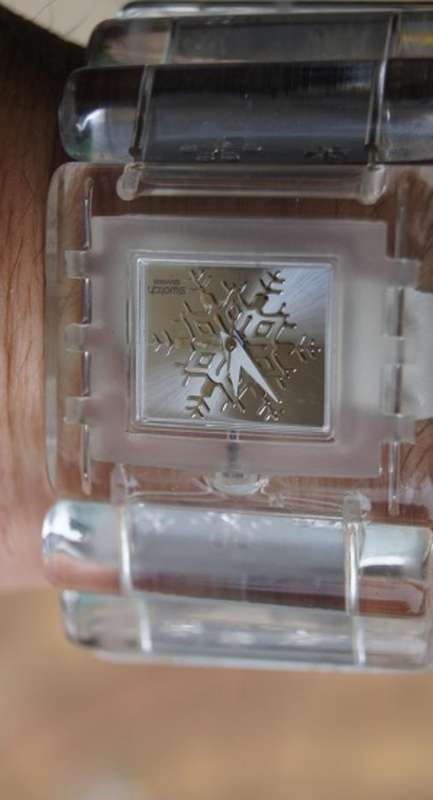 SWATCH   LADIES BRACELET  QUARTZ TIMEPIECE AS NEW