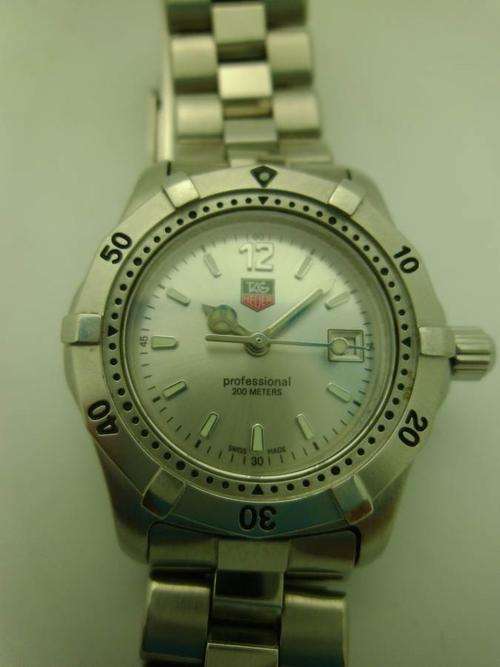 TAG Heuer Classic 2000 LADIES