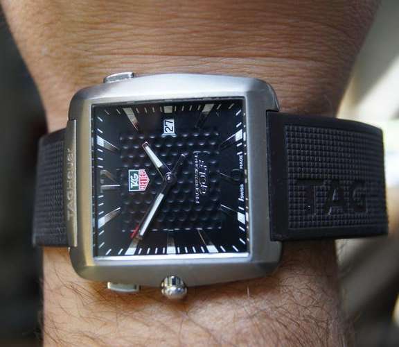 TAG HEUER TIGER WOODS PROFESSIONAL GOLF GENTS  WATCH