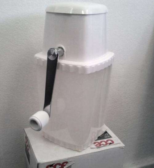 CCE Ice Crusher CLEARANCE SALE