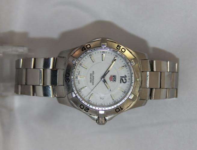 TAG HEUER AQUARACER 300M WHITE DIAL
