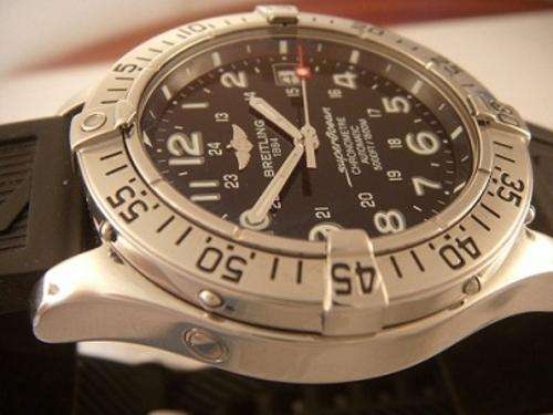 Breitling SUPEROCEAN  Chronometre  ( 2 MONTHS OLD)  AUTOMATIC  @@ NO RESERVES @@