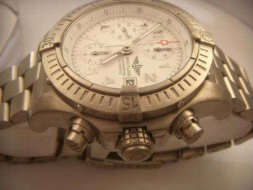 BREITLING TITANIUM CHRONOGRAPH CHRONOMETRE   NO RESERVES