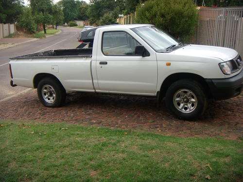 NISSAN 1 TONNER LWB 1999 ### READ BEFORE BIDDING ###NO RESERVES#######