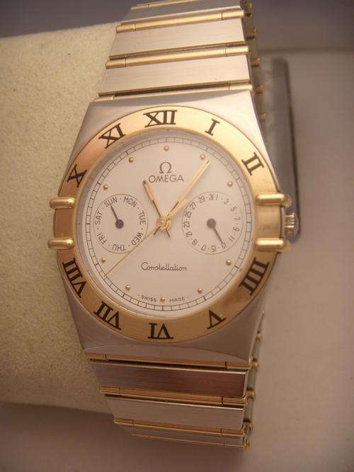 OMEGA CONSTELLATION GOLD  DAY DATE  @  MINT  @  @@ NO RESERVES@@